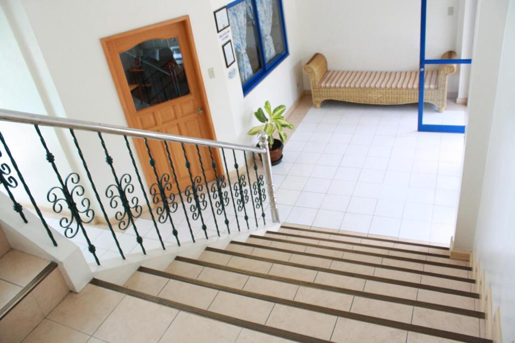 Dumaguete Springs Apartment Dumaguete City Exterior photo